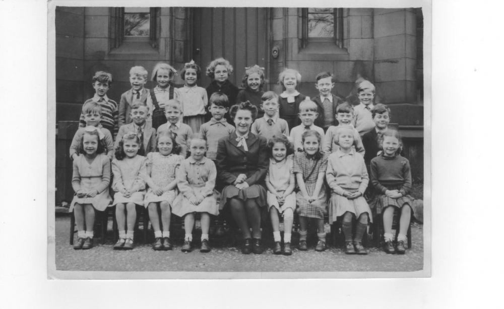 woodfield infants c,1946/47