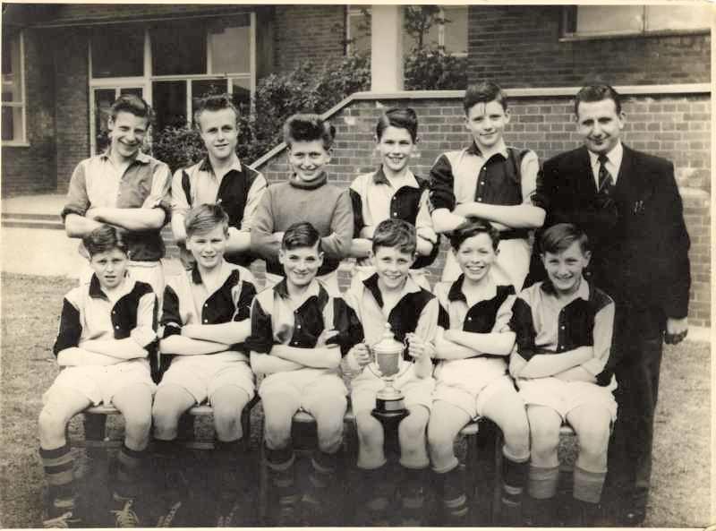 TLS team which won the Lythgoe Cup in 1956-57.