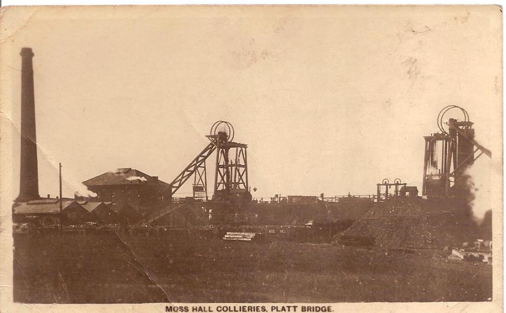 Postcard - Moss Hall Collieries Platt Bridge