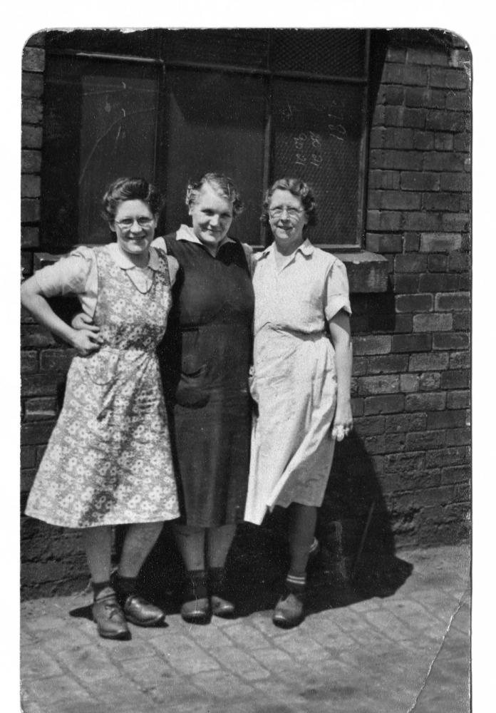 bakeryn girls 1940approx