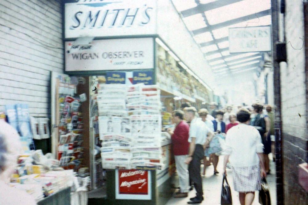 Syd Smith's Newsagent stall  4