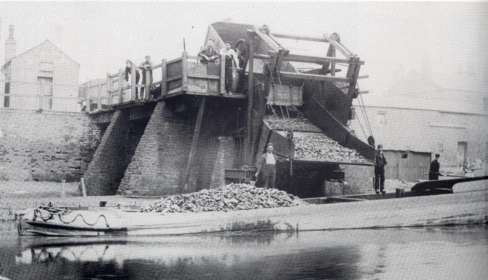 Loading coal at Crooke