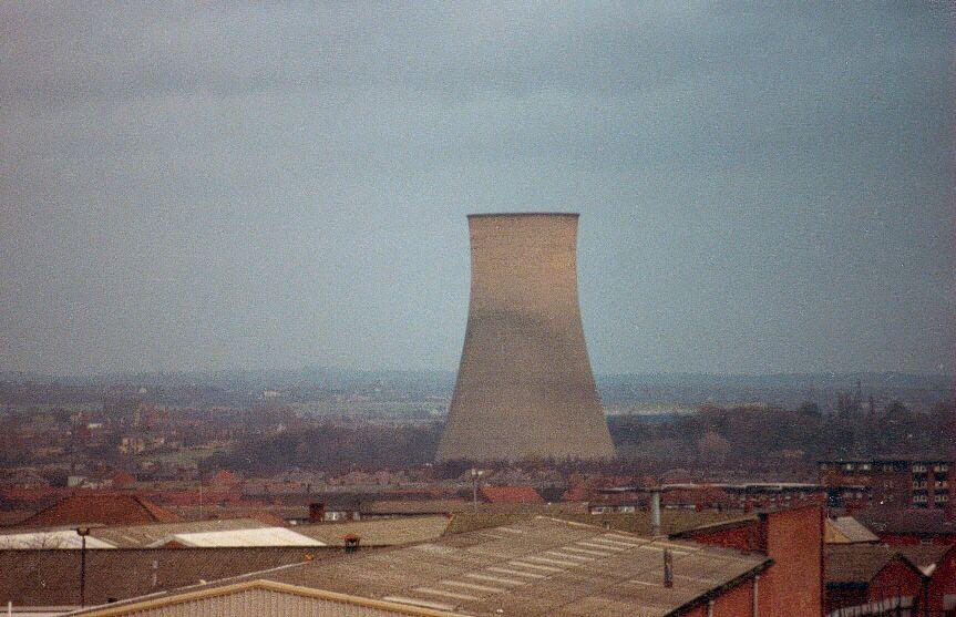 Demolition of the cooling towers in 1989