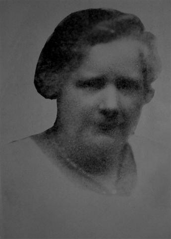 Alice Morris (nee Horsefall), c1928.