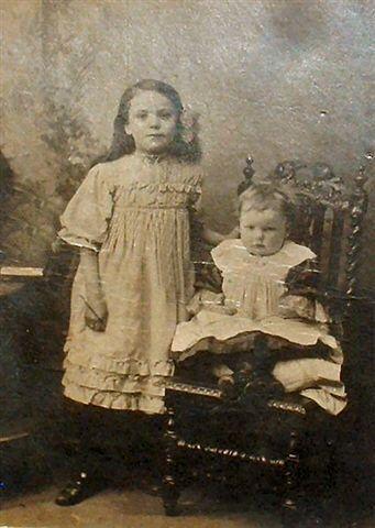 Sarah Morris (seated) and sister Jane.