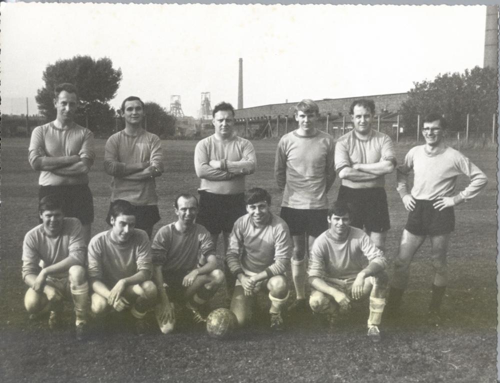 A BICC Footy Team late 60s