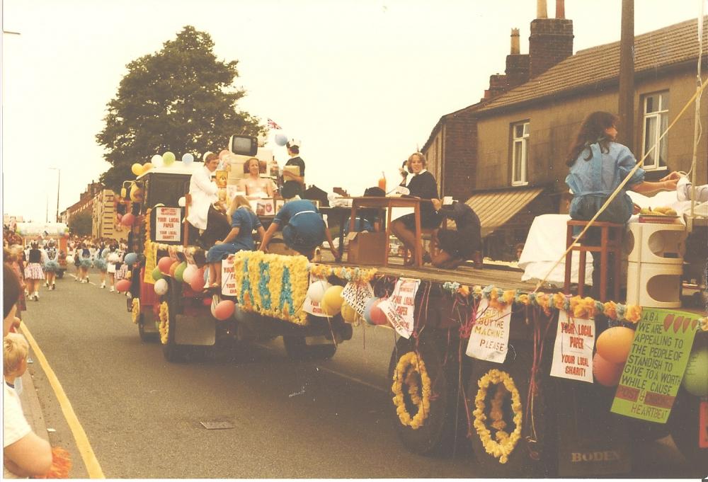 01-08-1981 Standish Carnival.
