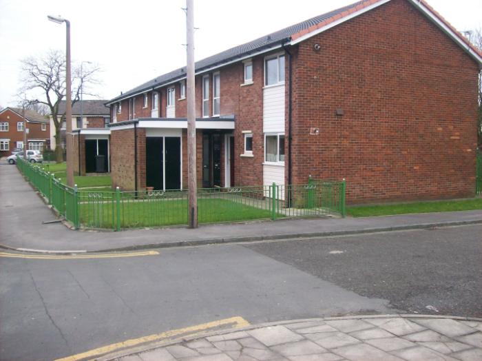 Lawns, The, Hindley