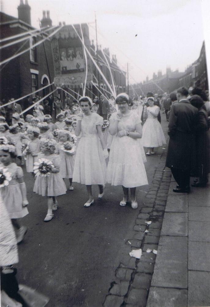 ST WILLIAMS, INCE WALKING DAY 1950'S (3)