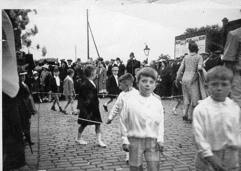 walking day 1937 walking day 1937