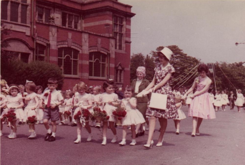 Early 60`s Walking Day Early 60`s Walking Day