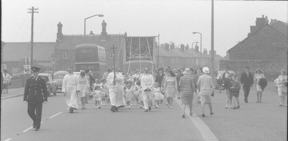 Walking day 1960's Hollandmoor - Digmoor Nr Wigan Walking day 1960's Hollandmoor - Digmoor Nr Wigan