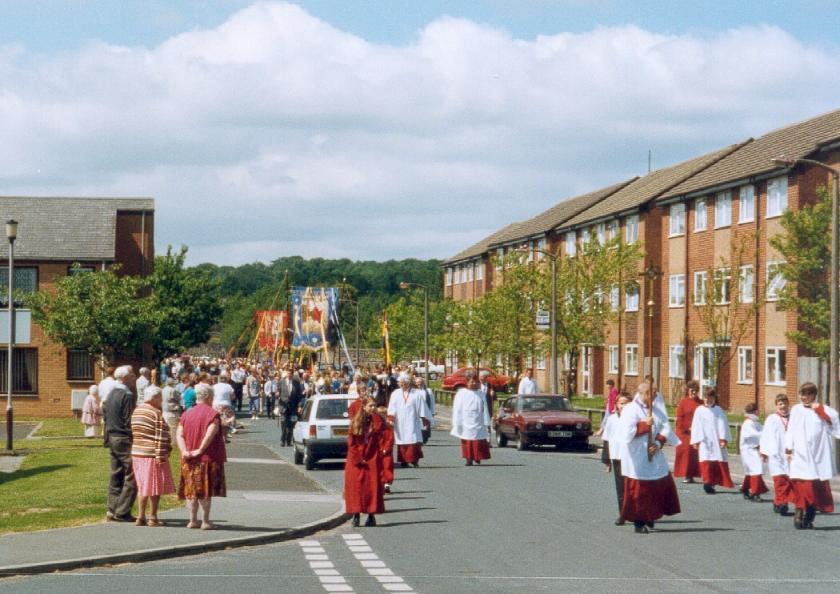 Procession approaches Top Lock. June 1996.