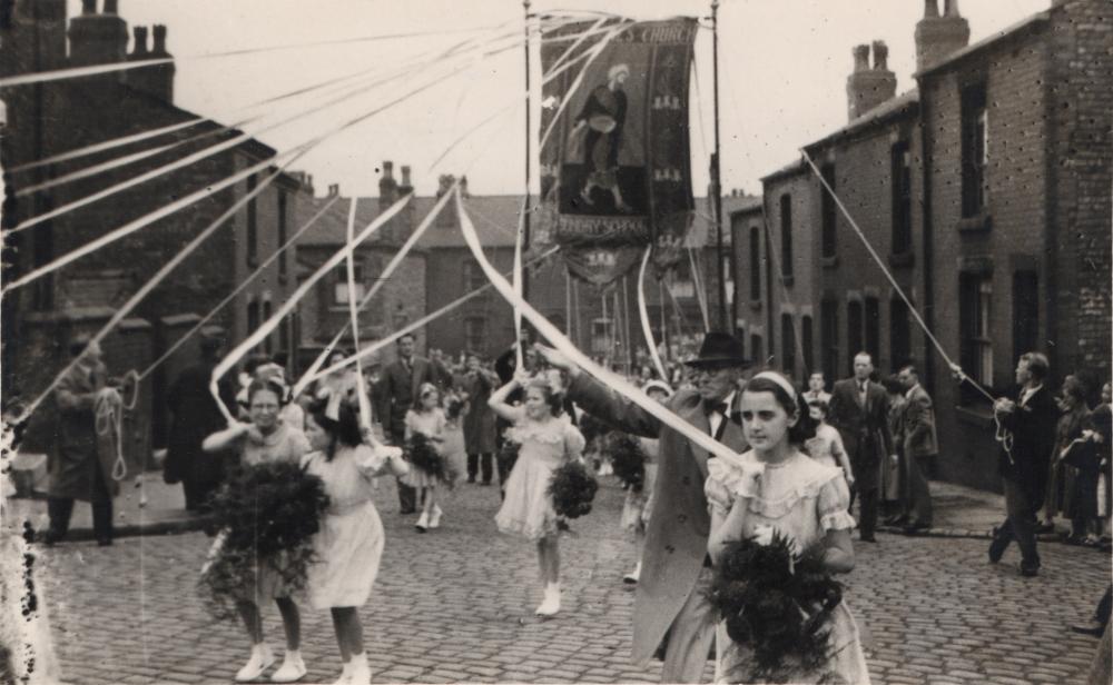 St George's Sunday School walking day 1953 (?)