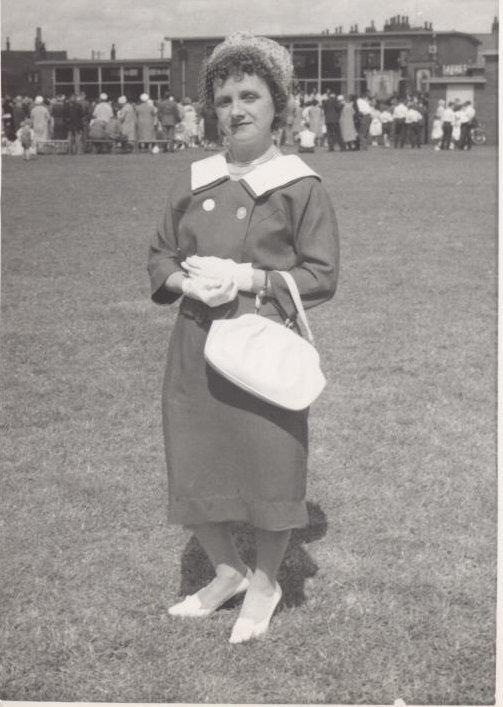 Betty Blinkhorn, Belle Green Walking day, 1965. Betty Blinkhorn, Belle Green Walking day, 1965.