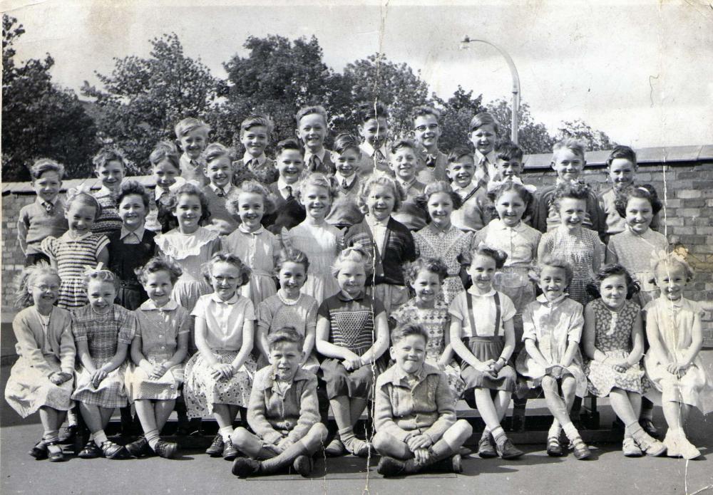 CLASS PHOTO CLASS PHOTO