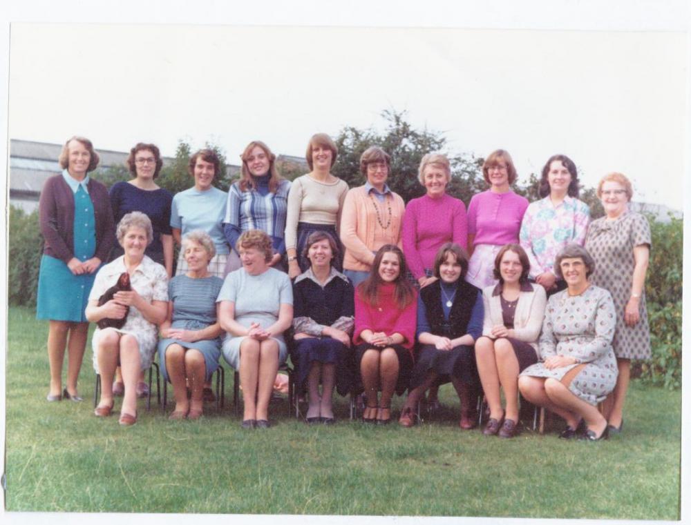 Staff, students and hen 1976