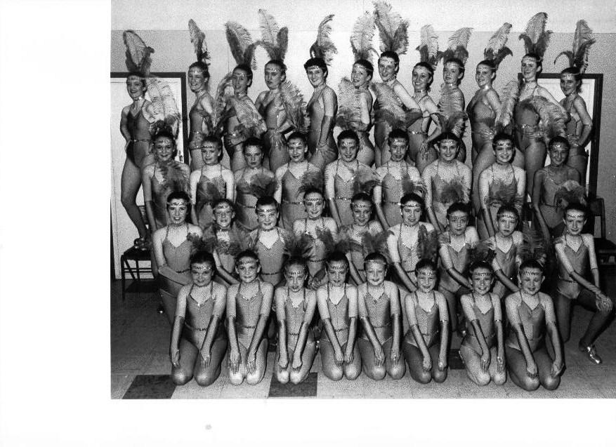 GALA TROUPE WIGAN 1986 GALA TROUPE WIGAN 1986