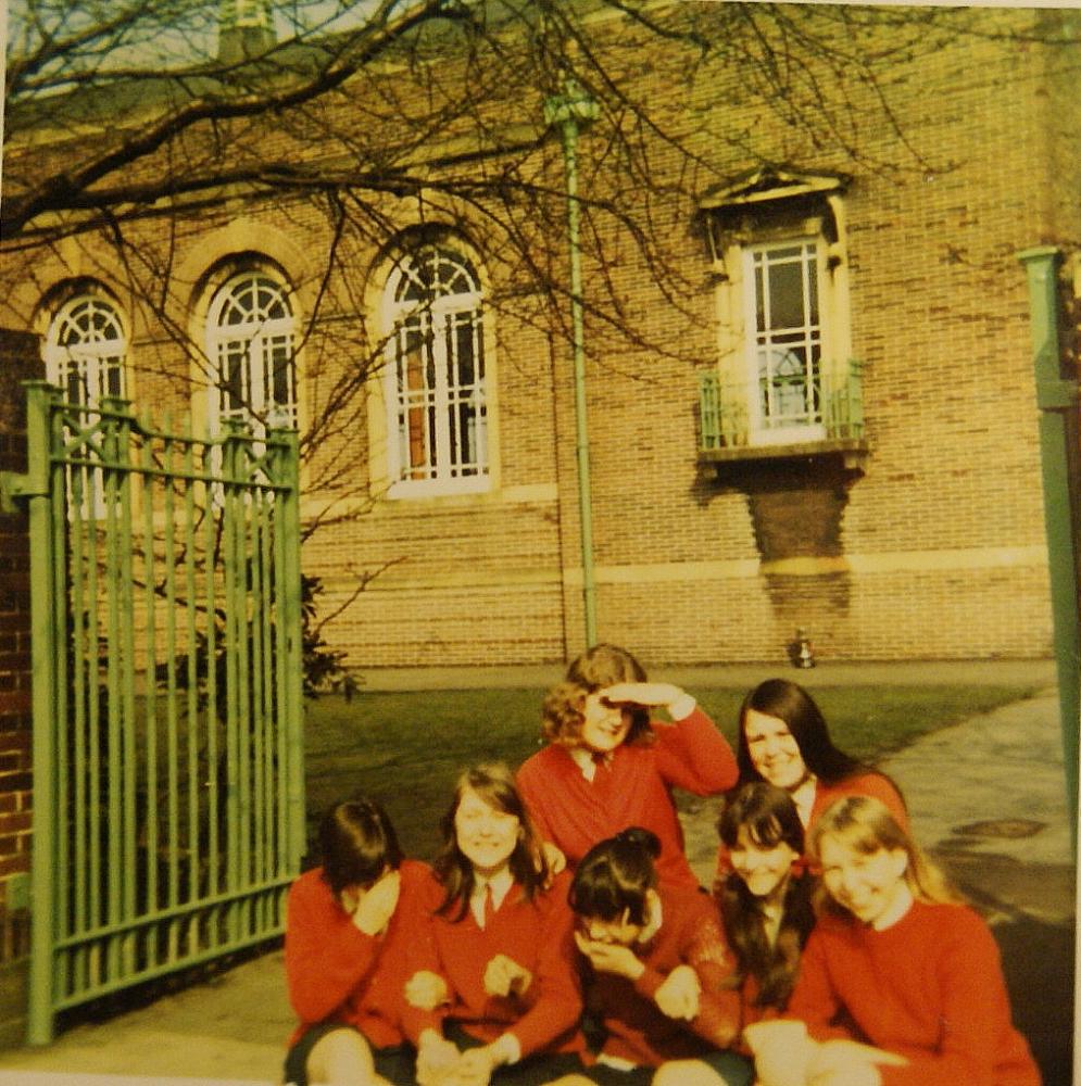 gidlow 1971,,school leaving year