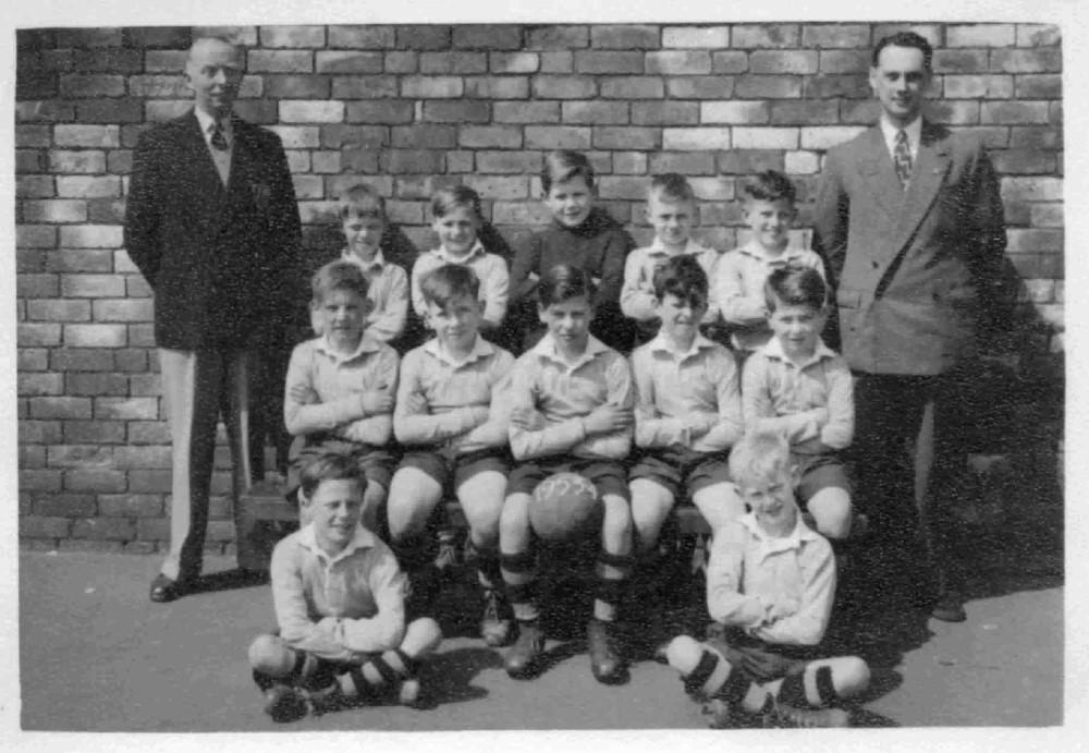 Football Team 1953-54 Football Team 1953-54