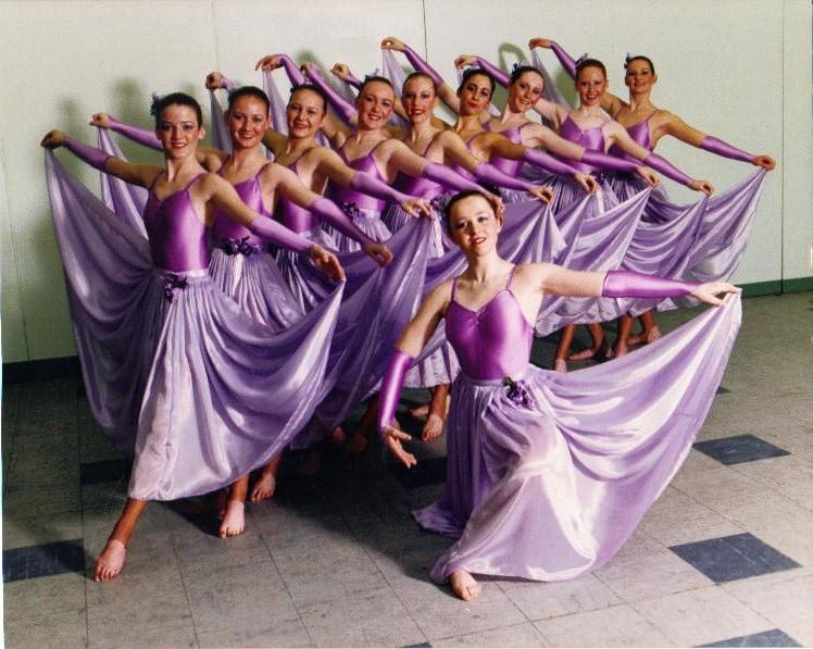 SENIOR  LYRICAL  TROUPE  SHOWTIME  1996