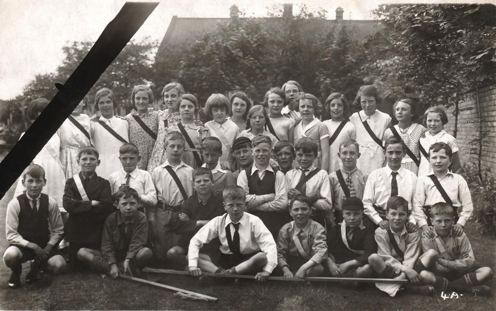 Group photo at Highfield School early 1930s Group photo at Highfield School early 1930s