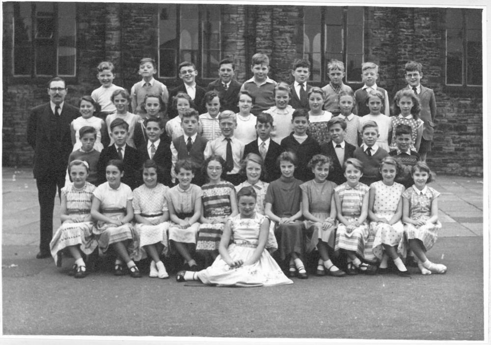 St Pat's. school 1952/3 St Pat's. school 1952/3