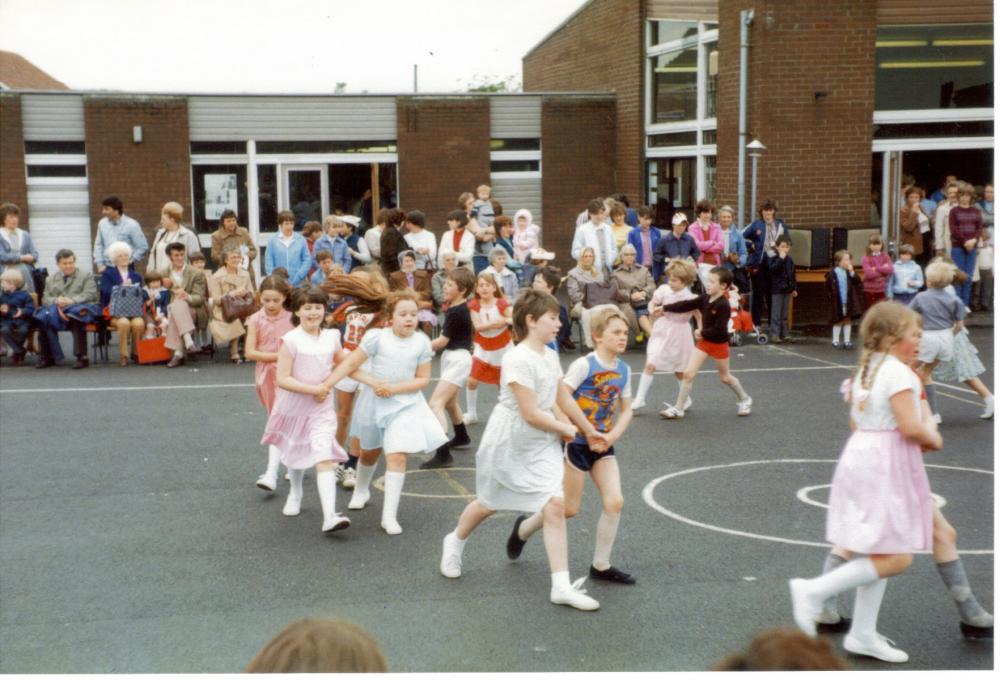 Country Dancing 80's