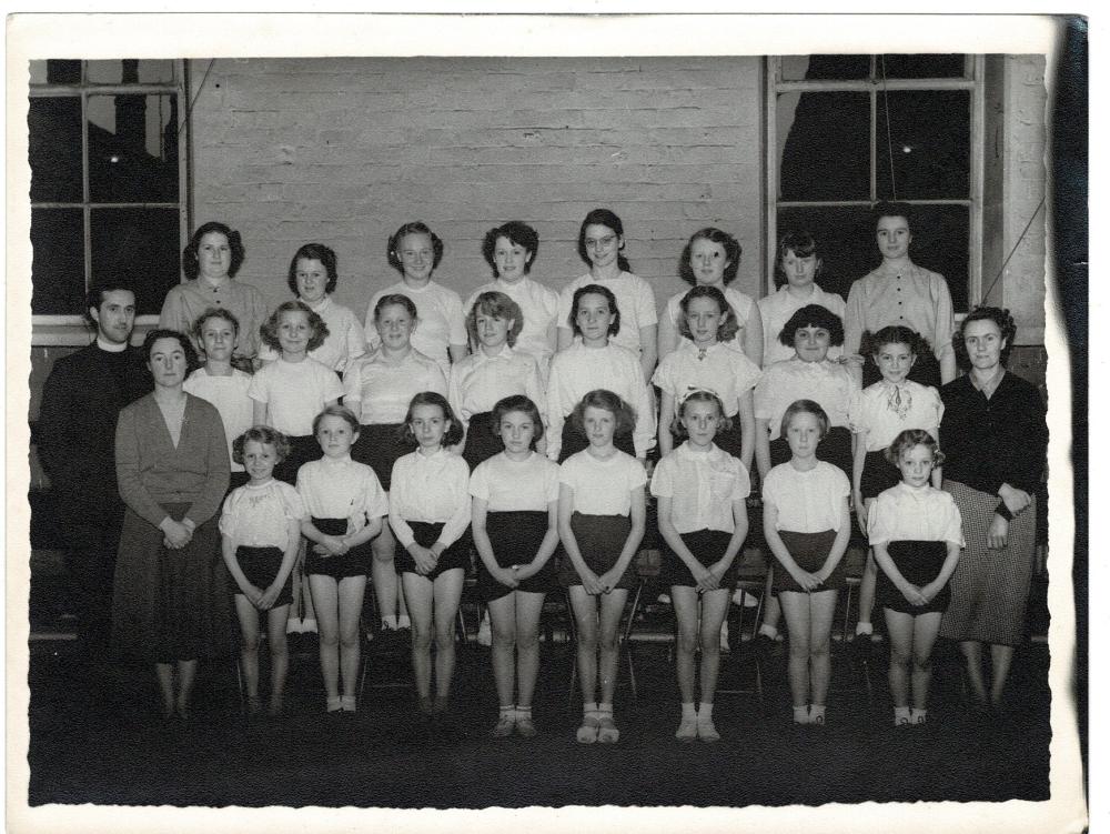 Unknown Girls Class/Group Platt Bridge Unknown Girls Class/Group Platt Bridge