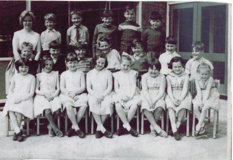 Marsh Green Infants (about 1959) Marsh Green Infants (about 1959)