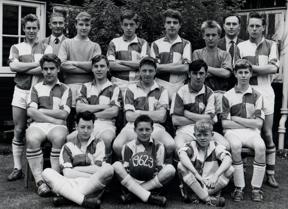 ashton-in-makerfield school ashton-in-makerfield school