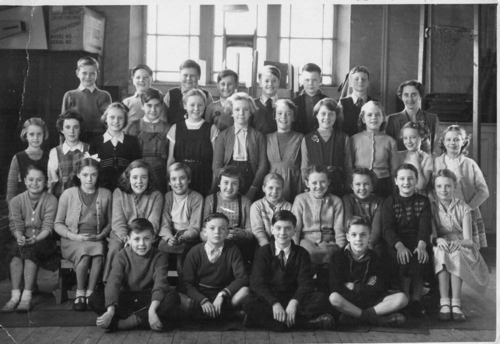Mrs Ashton's Class 1957 Mrs Ashton's Class 1957