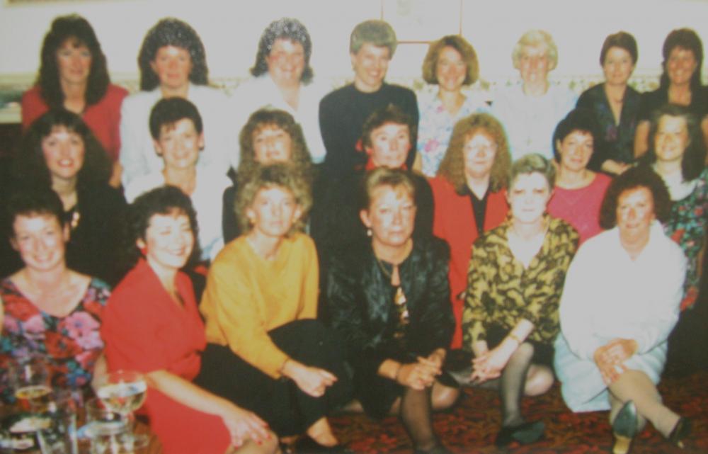 re-union 1990 re-union 1990