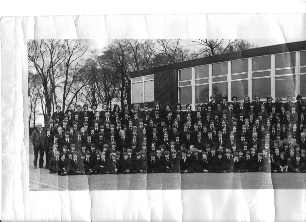 The long school photo(1)