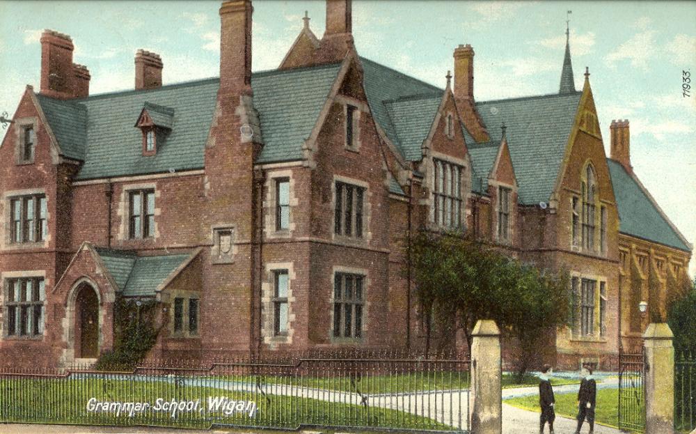 Old Wigan Grammar School, early 20thc. Old Wigan Grammar School, early 20thc.