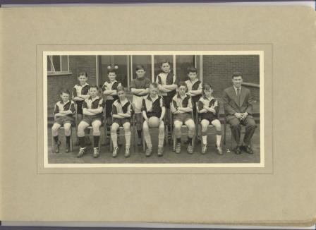 Under 12's football Team May 1960 Under 12's football Team May 1960