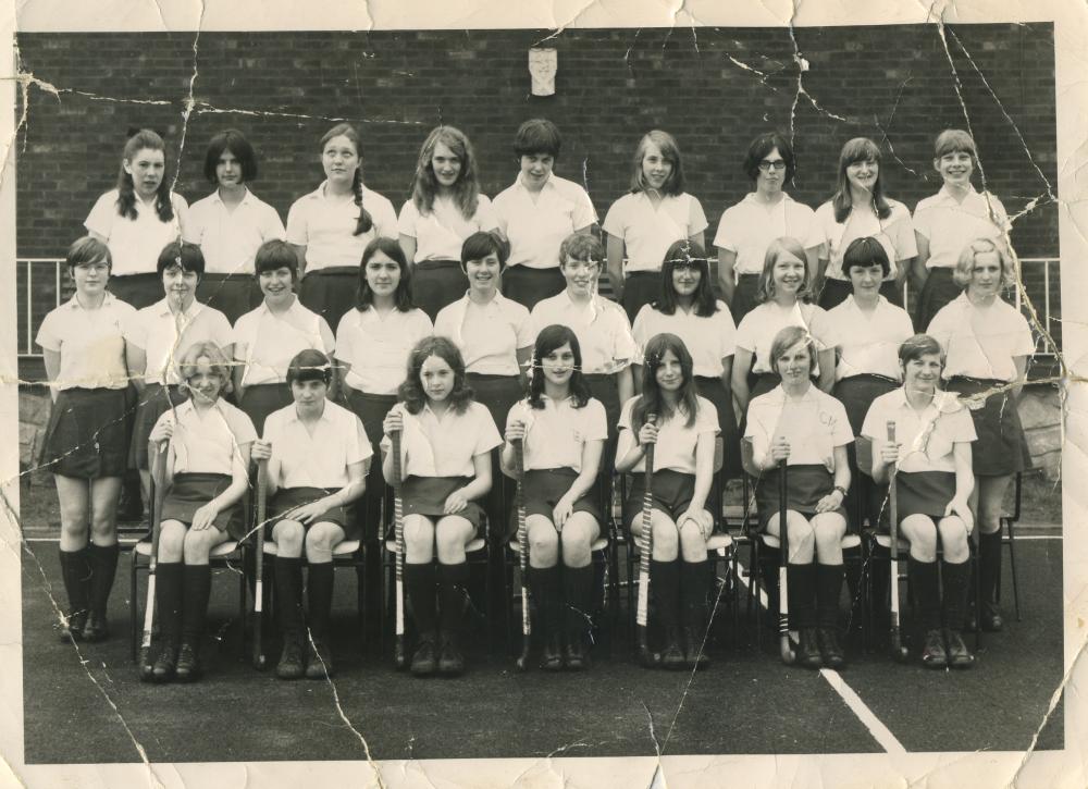 Girls Hockey Team 1967/68