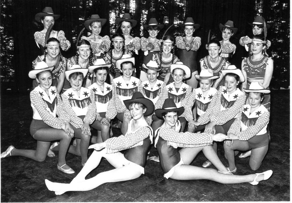 JOAN  WOOD  STAGE  SCHOOL ,SHOWTIME 1985