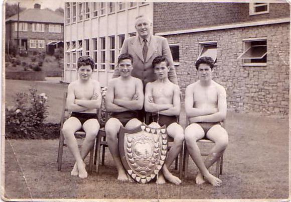 winners of school swimming  gala 1958