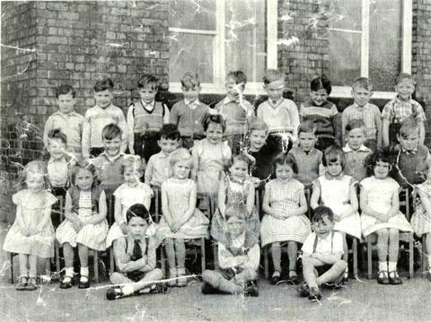 British/Evans school Ashton -in-Makerfield British/Evans school Ashton -in-Makerfield