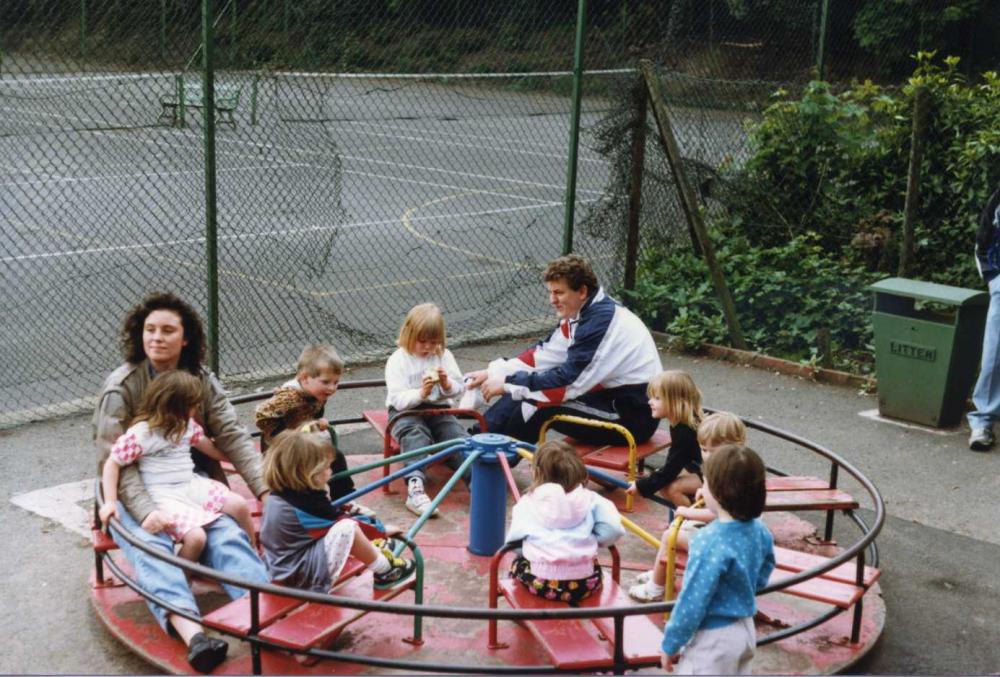 Rachel Ingram & Andrew Carter May 1990