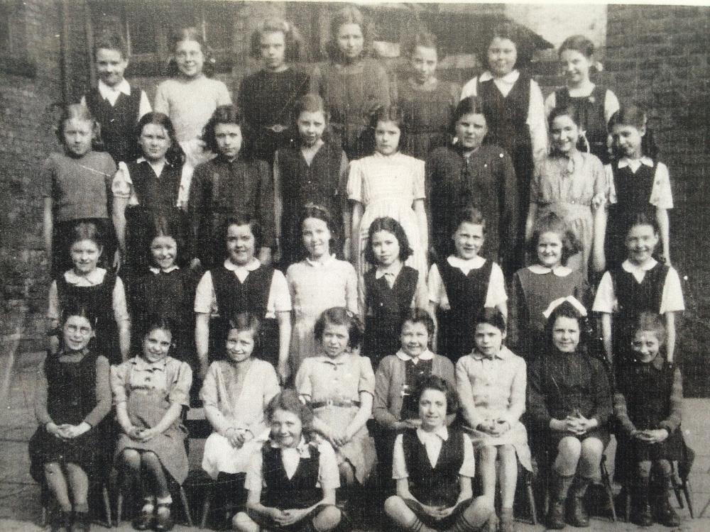 1940's Girls Class Photograph