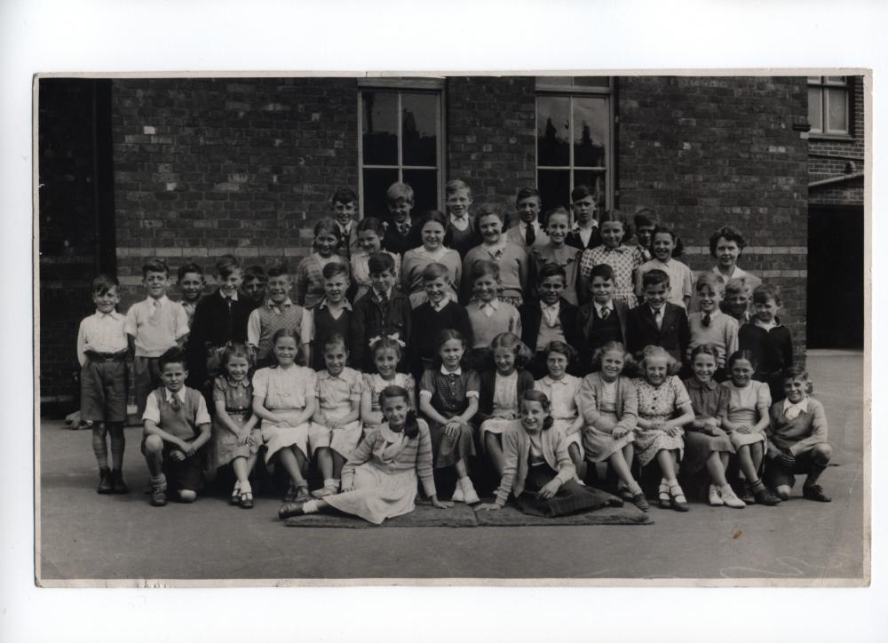 St. John's C of E, Standard 4 class, 1949-50