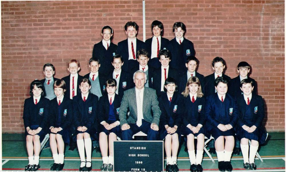 Standish High Form 1S (1988)