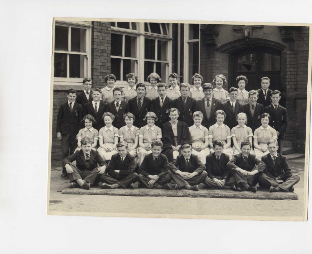 Ashton Grammar School. Form Remove A, 1958. Ashton Grammar School. Form Remove A, 1958.