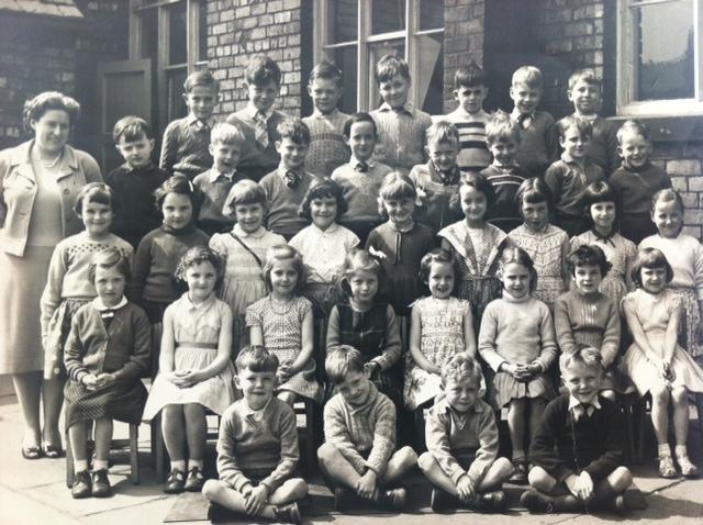 class photo approx 1959 class photo approx 1959