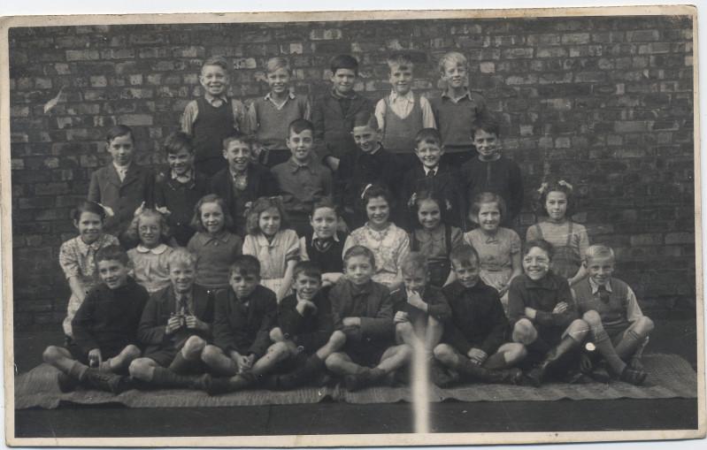 Class photo c.1940's?