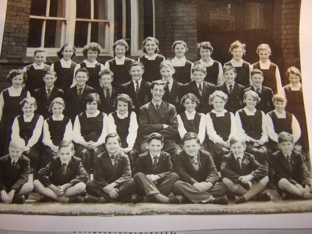 CLASS PHOTO 1959 CLASS PHOTO 1959