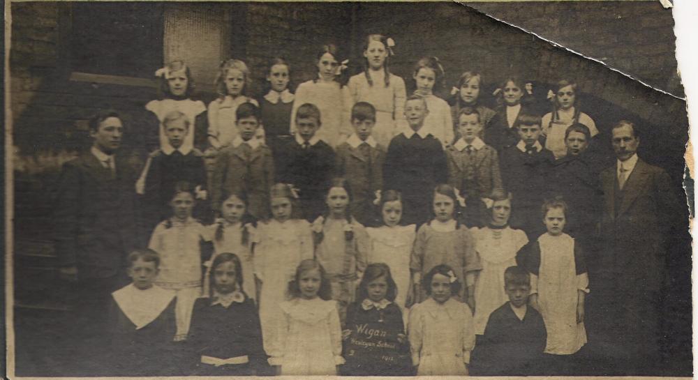 Wigan Wesleyan School 1912 Wigan Wesleyan School 1912