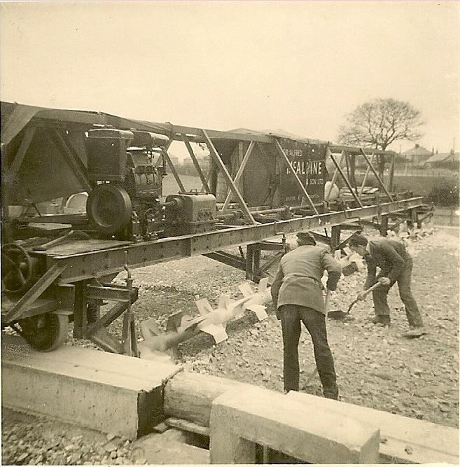 28-03-1963-Between Spring Road & Gathurst Road.-"The Flicker" 28-03-1963-Between Spring Road & Gathurst Road.-"The Flicker"